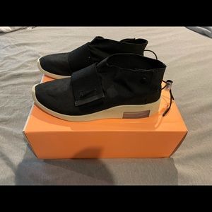 Nike fear of god moc size 9
